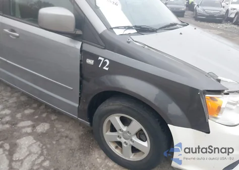 2013 Dodge Grand Caravan Sxt z USA, uszkodzony, nr VIN 2C4RDGCGXDR581225